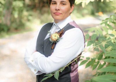 Woman wearing a finely tailored suit from Richard Bennett Custom Tailors in Chicago