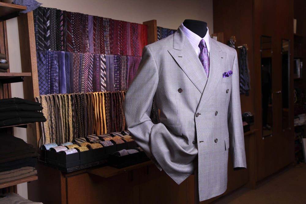 Elegant men’s custom shirt tailored by Richard Bennett Custom Tailors in North Barrington